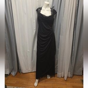 Xscape Black Ruched Maxi Gown Sweetheart Neckline